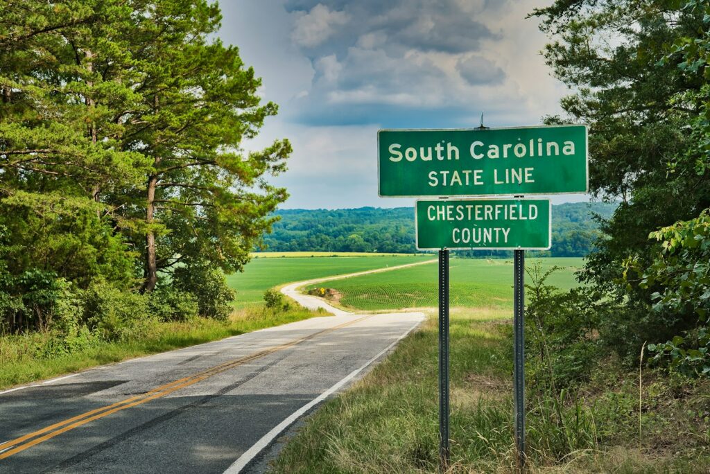 Highway sign marking the South Carolina state line